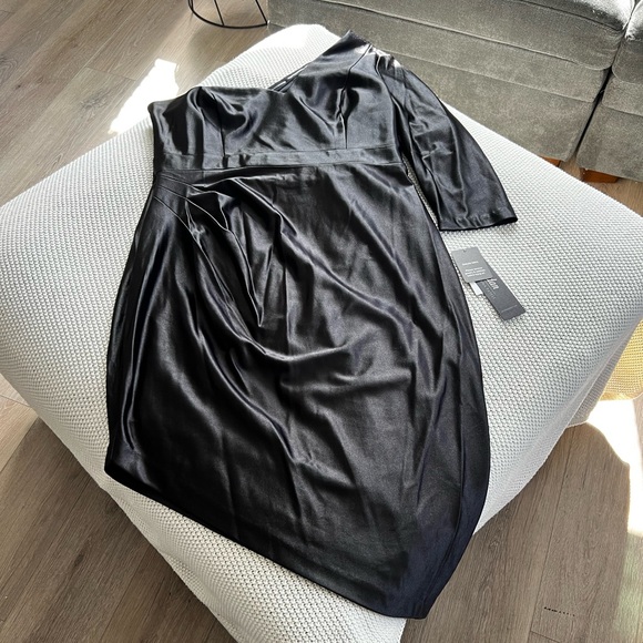 Adrianna Papell Black One Shoulder Dress - Picture 10 of 15